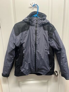 L.L.Beans women’s 3 in 1 jacket waterproof windproof zip out liner SZ S